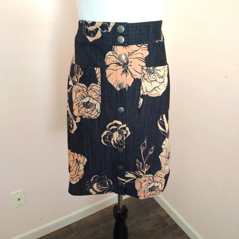 Snap Front Skirt Wild Rose Floral